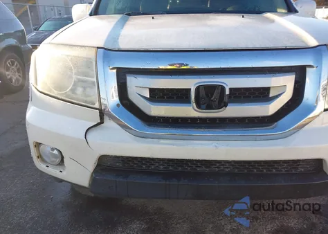 2011 Honda Pilot Touring из США, поврежденный, VIN 5FNYF4H99BB005861